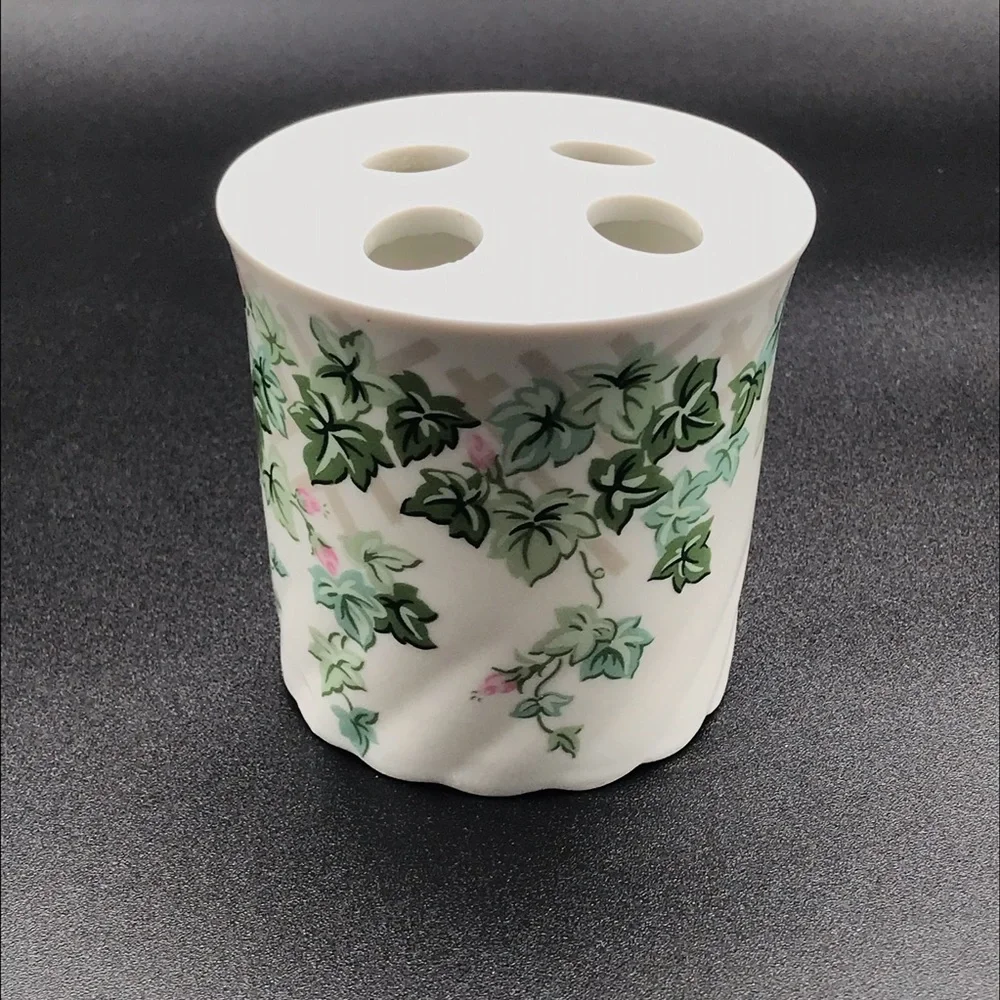 Vintage Ceramic Floral Toothbrush Holder Countertop for Bathroom Home Decor